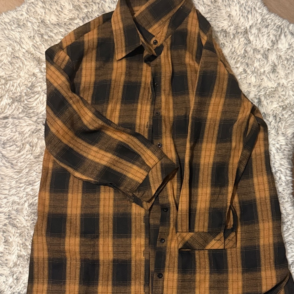 Women’s Plaid Shirt in Black and Brown